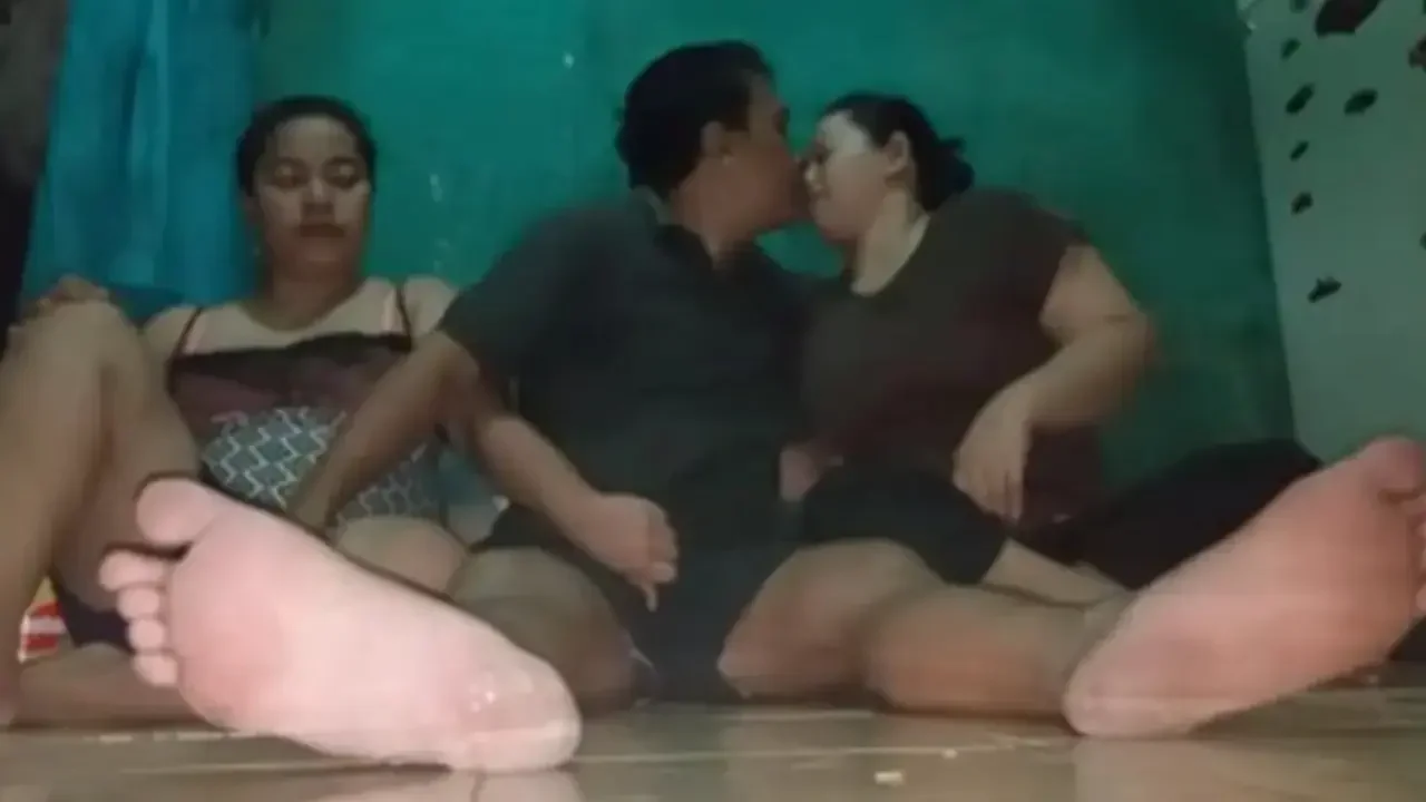 stw ajak teman nya 3some sama om om part 2 poster
